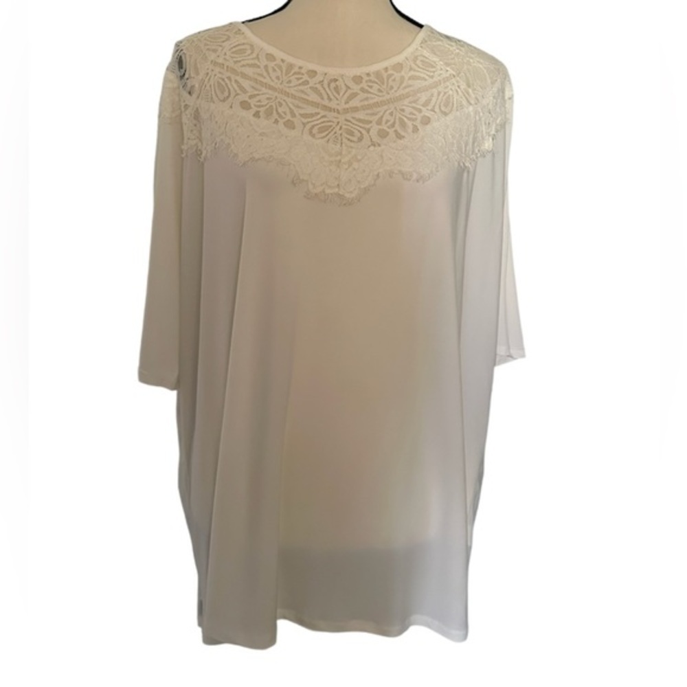 Terra& Sky white top lace front stretch size 2X white